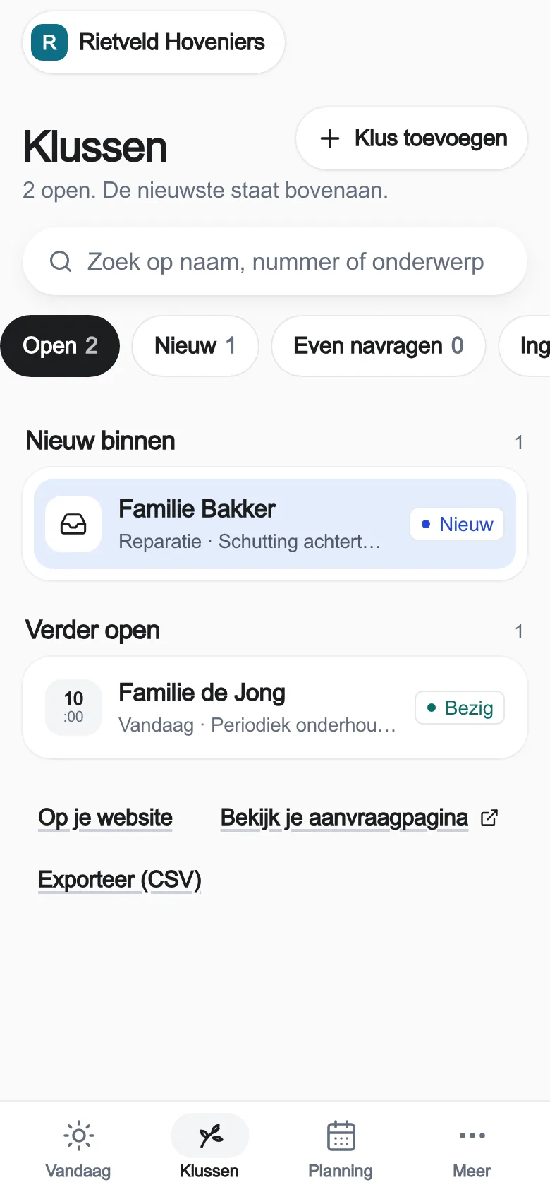 Die echte App, mit Übungsdaten: Arbeit: die neue Anfrage oben
